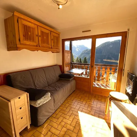 Avec Balcon Et Parking A - Fr-1-693-86 * Châtel